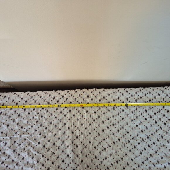 3/$25 infiniti scarf - Picture 5 of 6